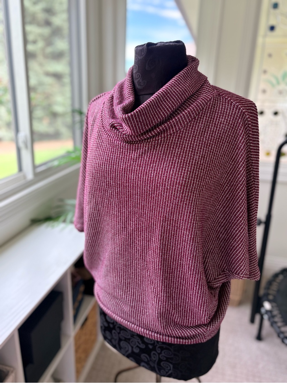 Relaxed Ribbed Cowl Neck Sweater in Heather Rose